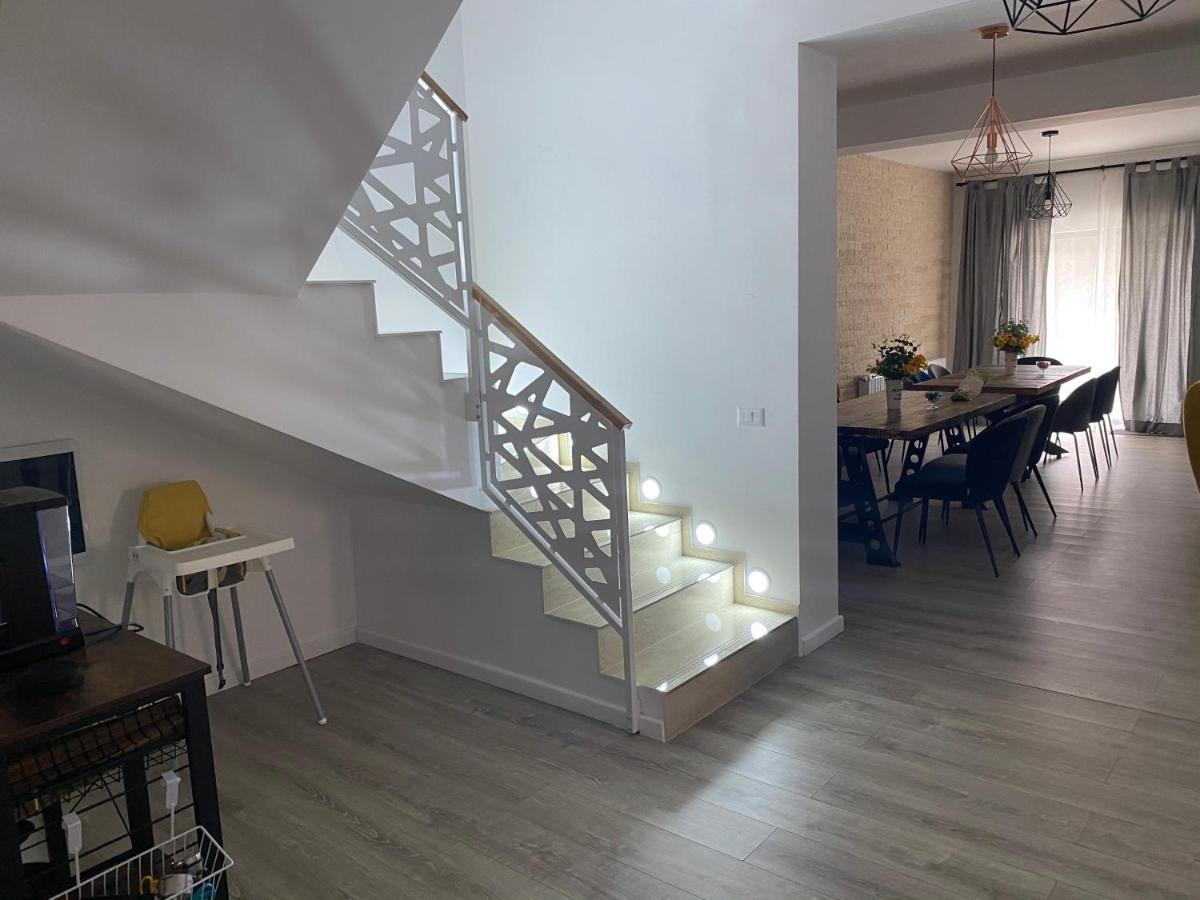 Casa Skadi, Zamora,Buşteni Extérieur photo