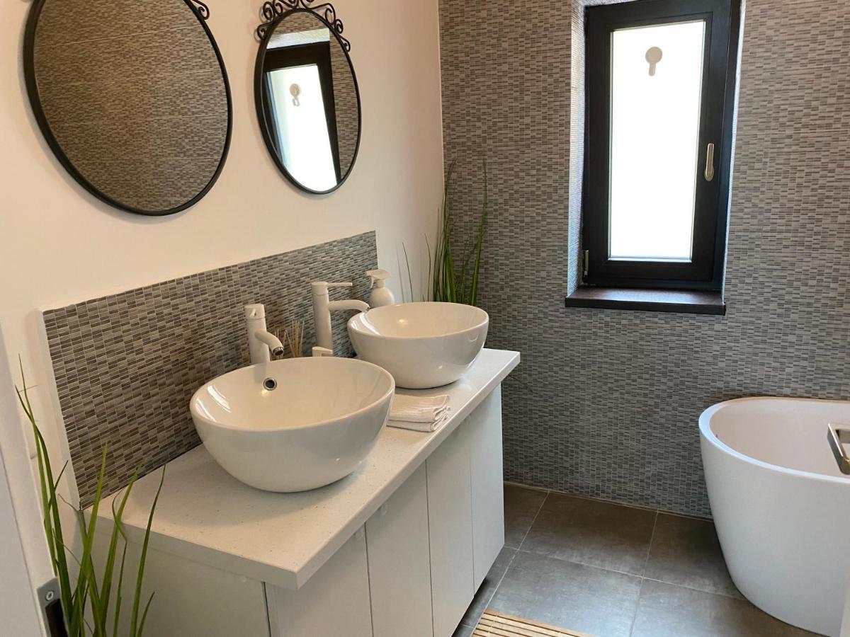 Casa Skadi, Zamora,Buşteni Extérieur photo
